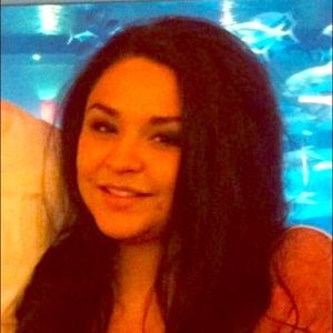 Meet your Posher, Veronica